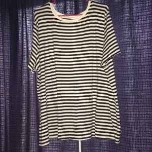 Cute cotton striped shirt!
